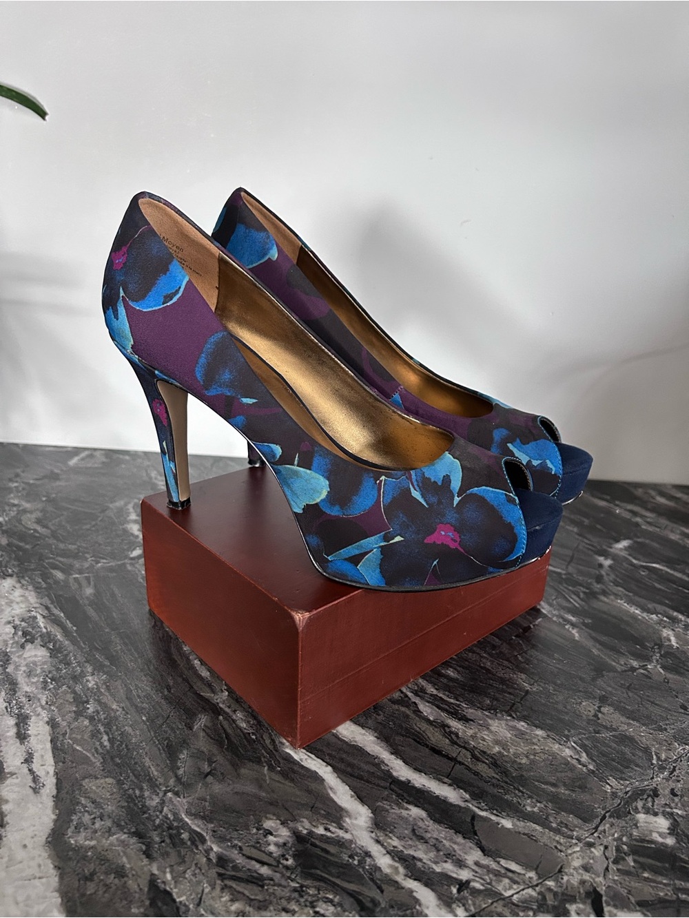 Nine West Blue and Purple Floral Peep-Toe Heels